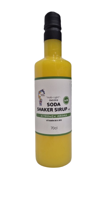 Lemon syrup in a 0.7 liter bottle